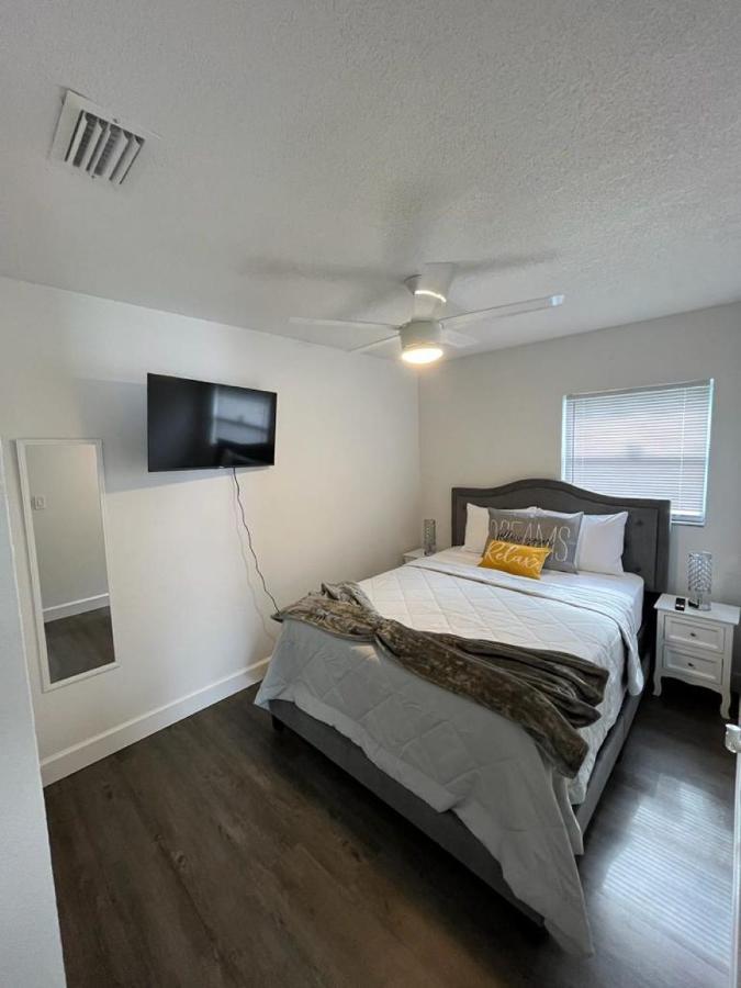Incredible Comfortable Apartments Near The Airport And Beaches Tampa Exterior foto