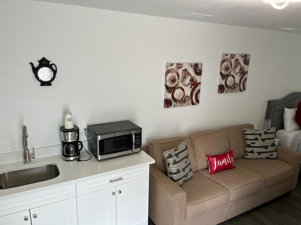 Incredible Comfortable Apartments Near The Airport And Beaches Tampa Exterior foto